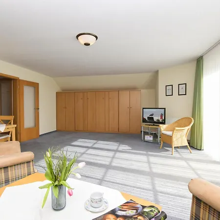 Apartment Alte Zimmerei Rehn *